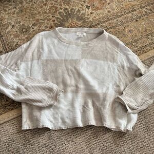 Light Beige Checkered Cropped Knit Sweater | Size XL